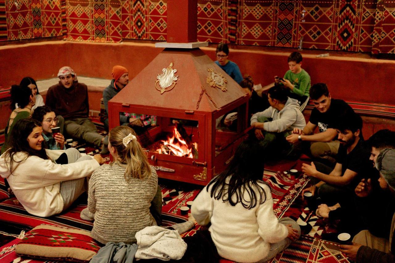 Wadirum Sunset Camp Hotel Wadi Rum Buitenkant foto