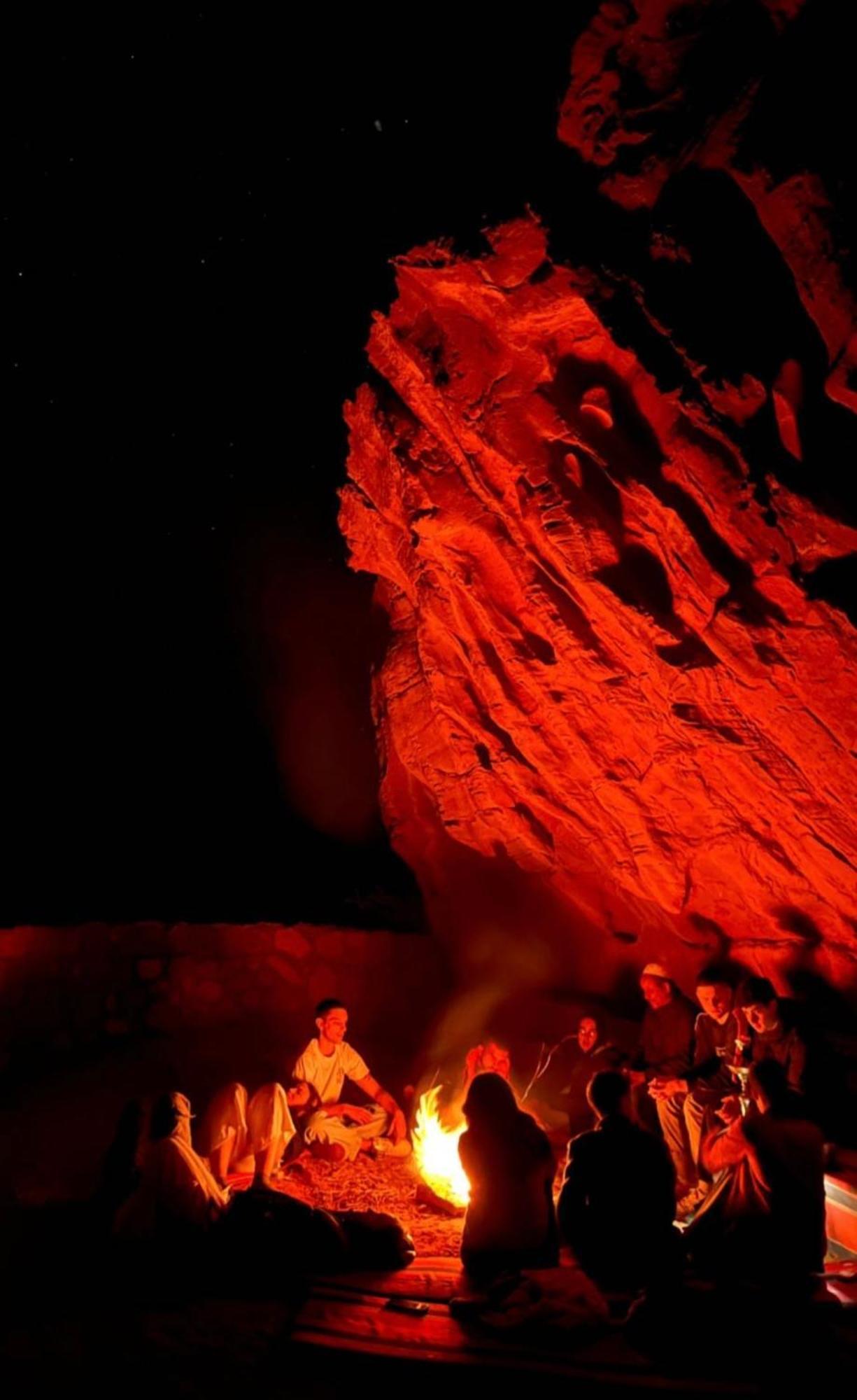 Wadirum Sunset Camp Hotel Wadi Rum Buitenkant foto