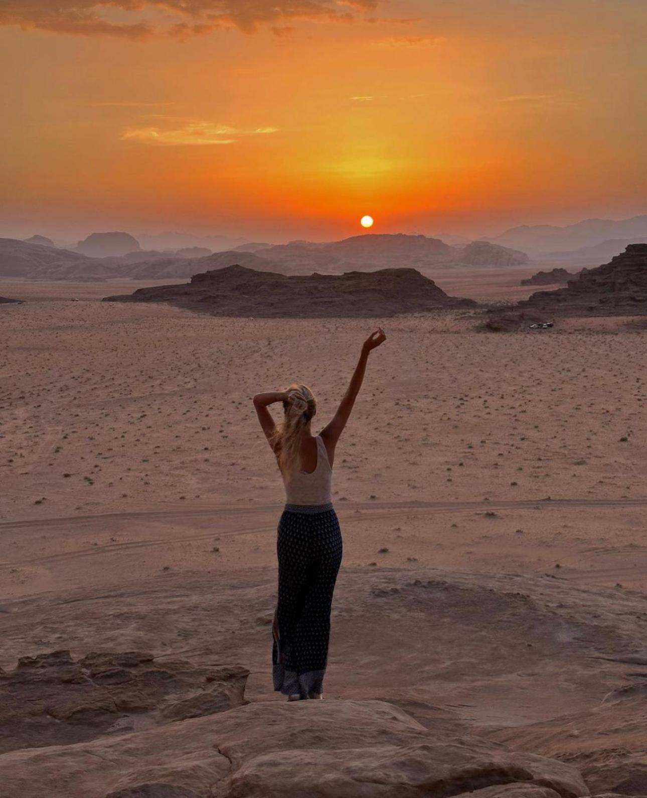 Wadirum Sunset Camp Hotel Wadi Rum Buitenkant foto