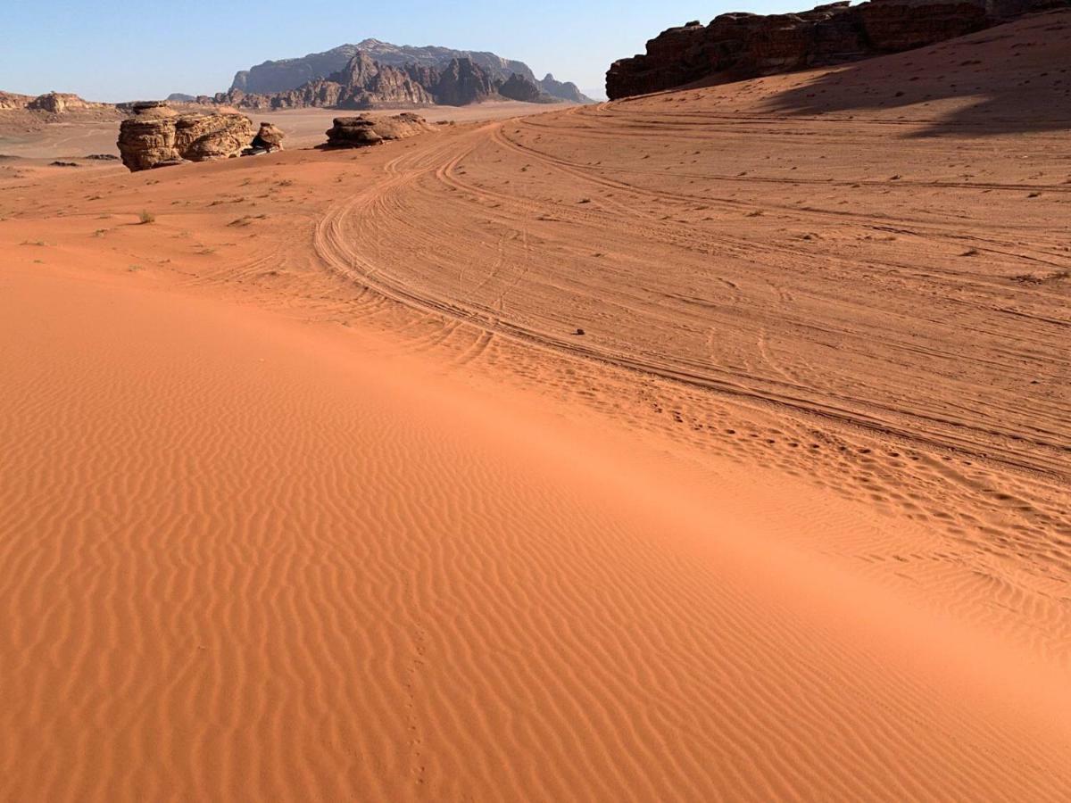 Wadirum Sunset Camp Hotel Wadi Rum Buitenkant foto
