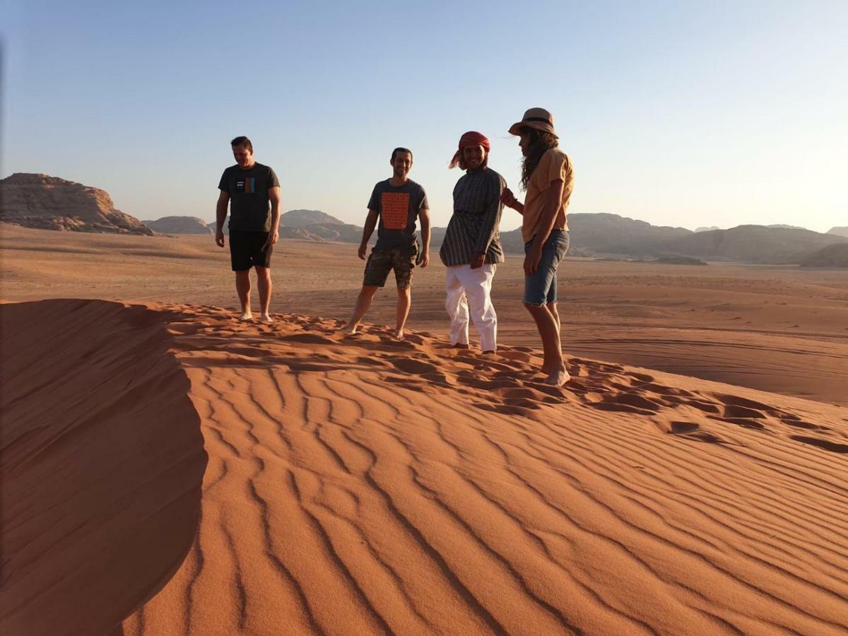 Wadirum Sunset Camp Hotel Wadi Rum Buitenkant foto