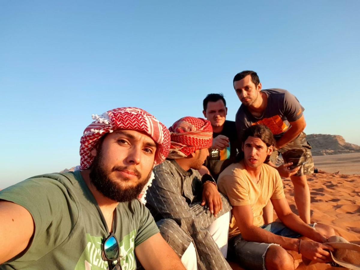 Wadirum Sunset Camp Hotel Wadi Rum Buitenkant foto